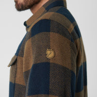 Canada Shirt M