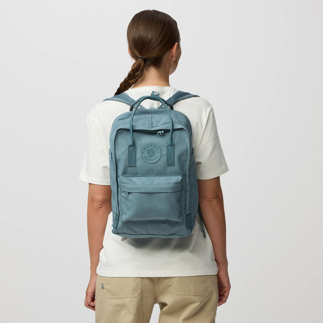 fjallraven kanken mini backpack sky blue 23561 Women's Backpack, ultramarine, One Size: Clothing, Shoes & Jewelry The shoulder straps are long and adjustable so they fit both little and big backs Kanken Mini Fjallraven Kanken Backpack